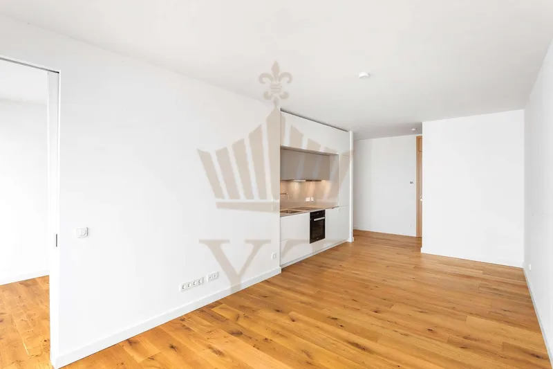 Moderne und lichtdurchflutete 2-Zi-Wohnung | mit Süd-Balkon | in Berlin-Tiergarten — photo 1